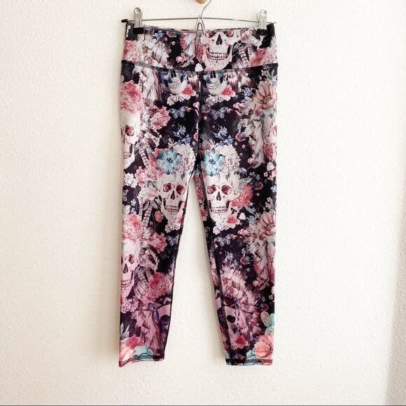 EVCR Evolution & Creation Skull & Roses 7/8 Legging Size Small - Picture 1 of 6
